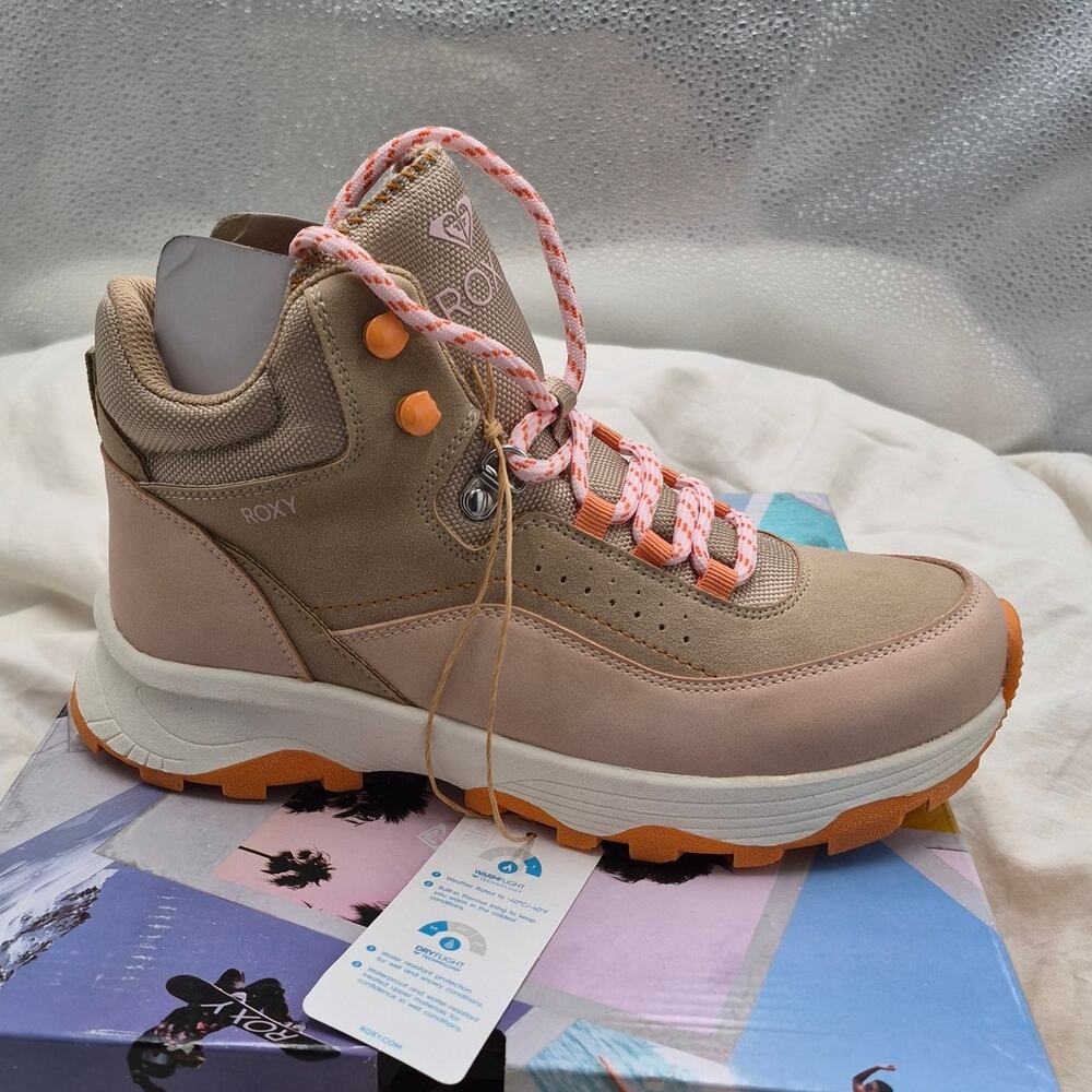 NEW Roxy Women's Pinnacle Sneaker boots DryFlight water-resistant Beige size 7